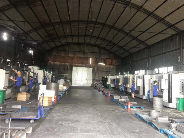 河南石墨棒廠家站在我們企業(yè)的角度，提供服務(wù)